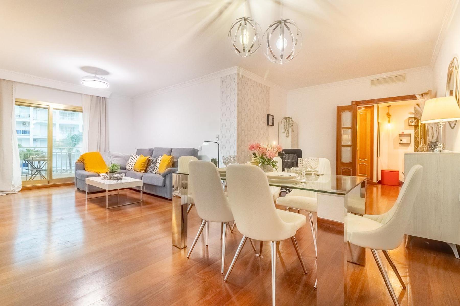 Apartamento Sofia Fuengirola Vistas Al Mar Atardeceres Magicos Dış mekan fotoğraf